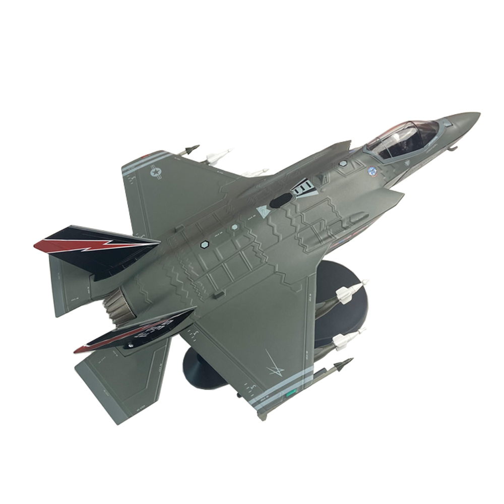 1:72 Scale US Army F-35 F-35A  – обзор и цена Model Kit Joints