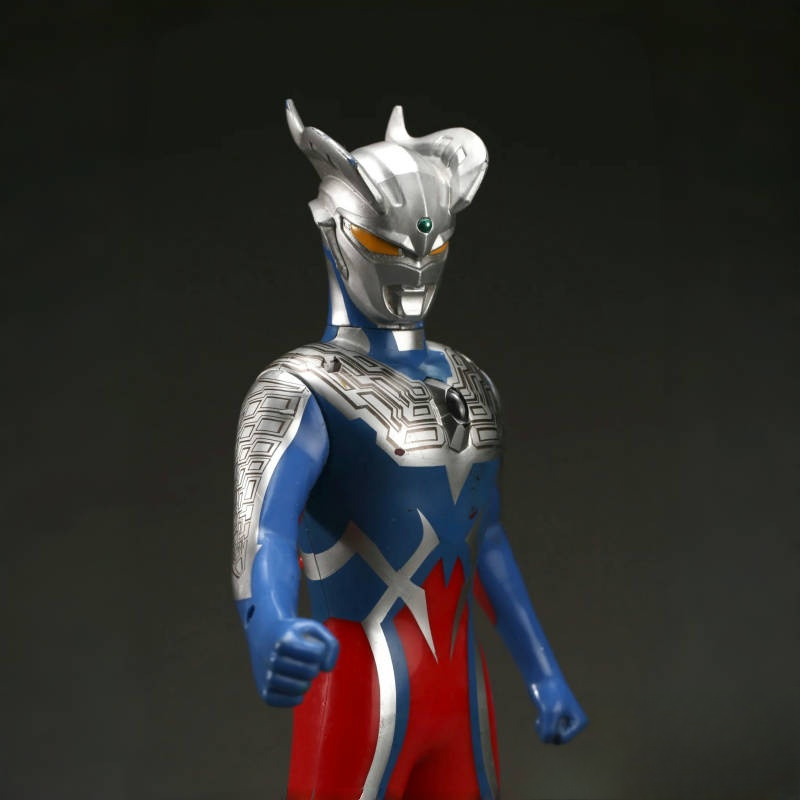 Bandai Ultraman Zero Voice Ult – обзор и цена Model Kit Ultraman
