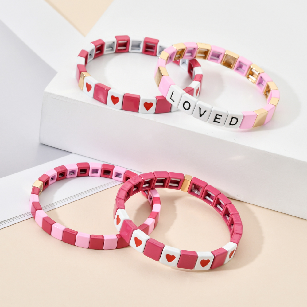 Boho Love Heart Pink Letter Br – обзор и цена Model Kit Quick