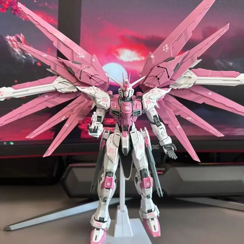 New Freshman Freedom Zgmf-X10a – обзор и цена Model Kit Gundam Hg