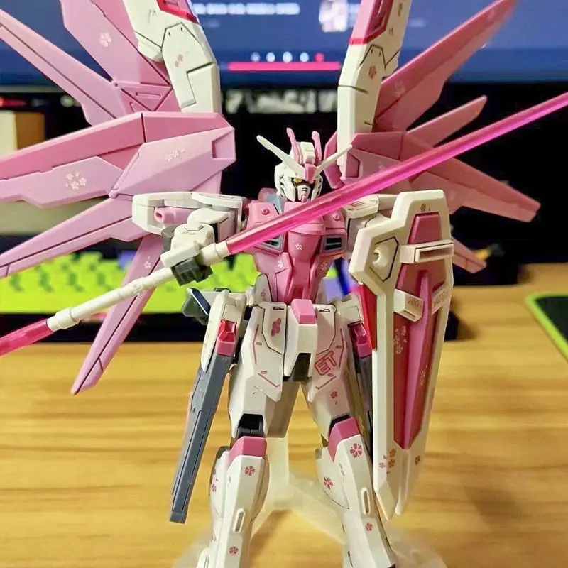 New Freshman Freedom Zgmf-X10a – обзор и цена Model Kit Gundam Hg