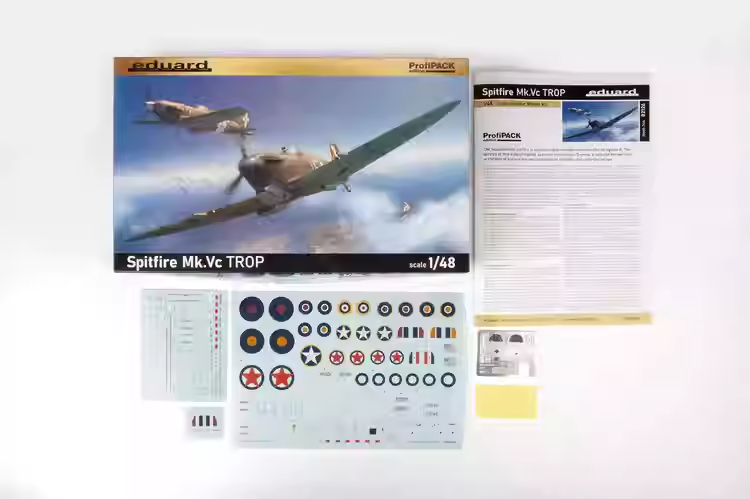 Eduard Plastic Assembled Plane – обзор и цена Model Kit Spitfire