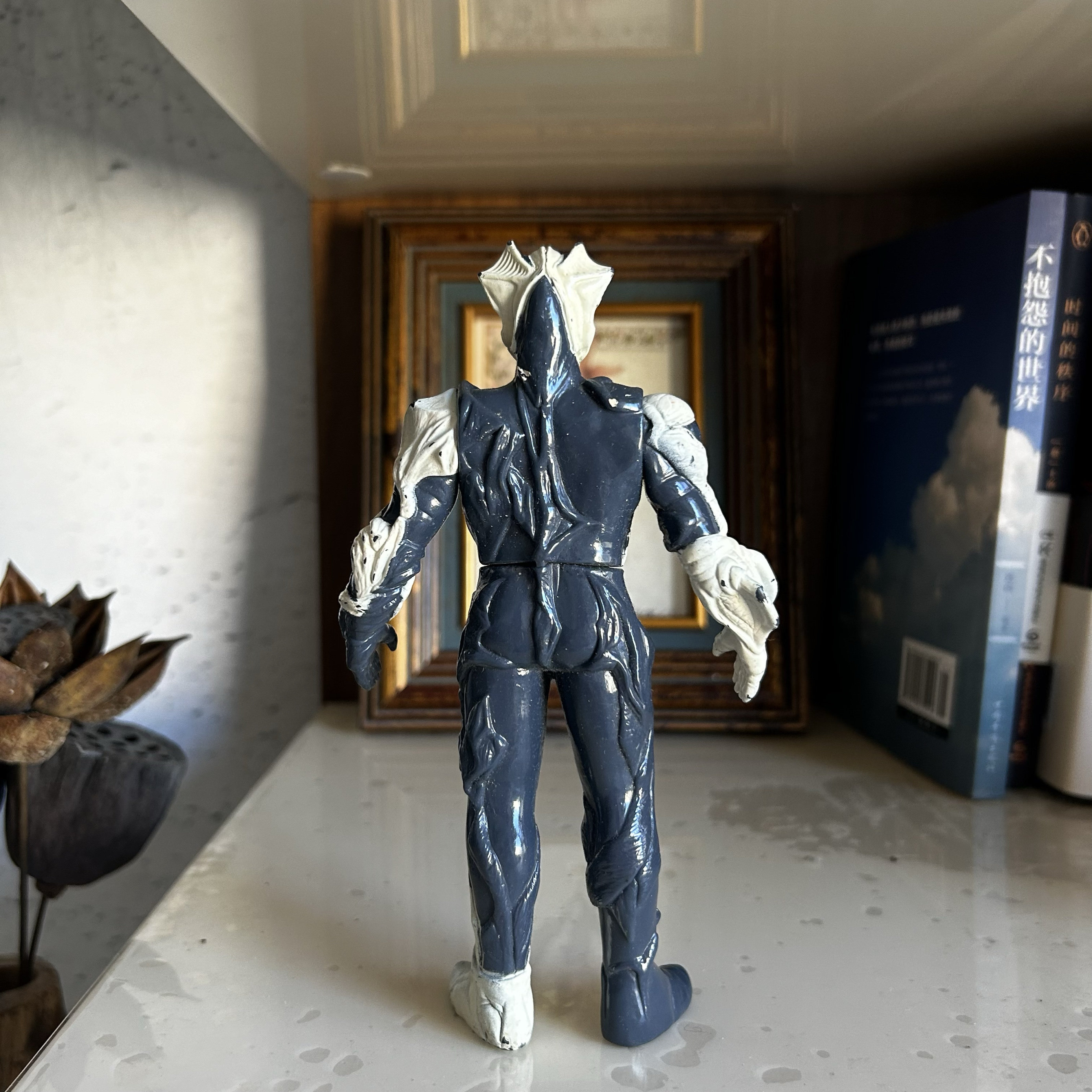 Genuine Bandai Ultraman Kaiju  – обзор и цена Model Kit Ultraman