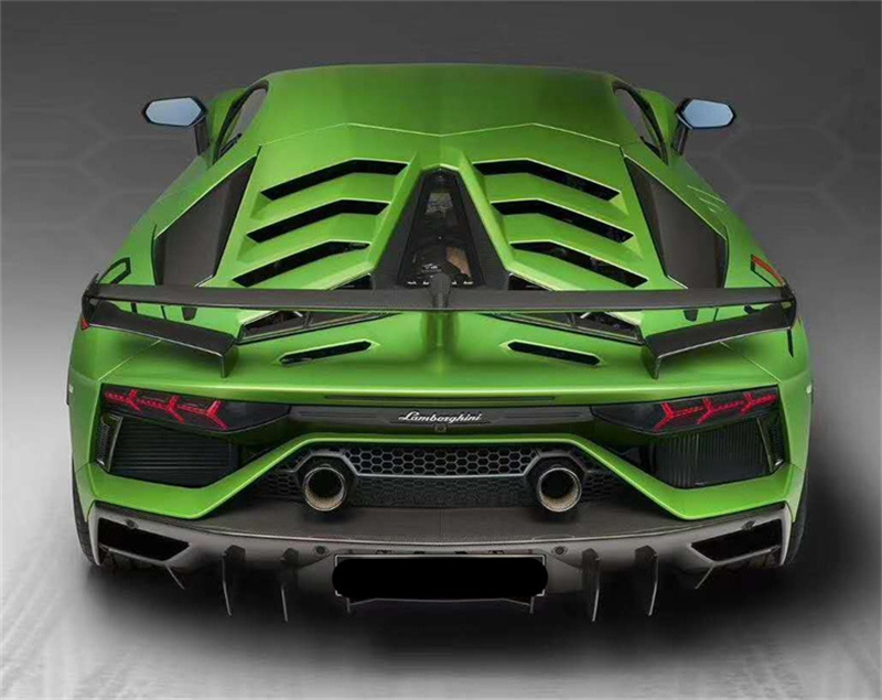 New Half Carbon Fiber Rear Bum – обзор и цена Model Kit Lamborghini